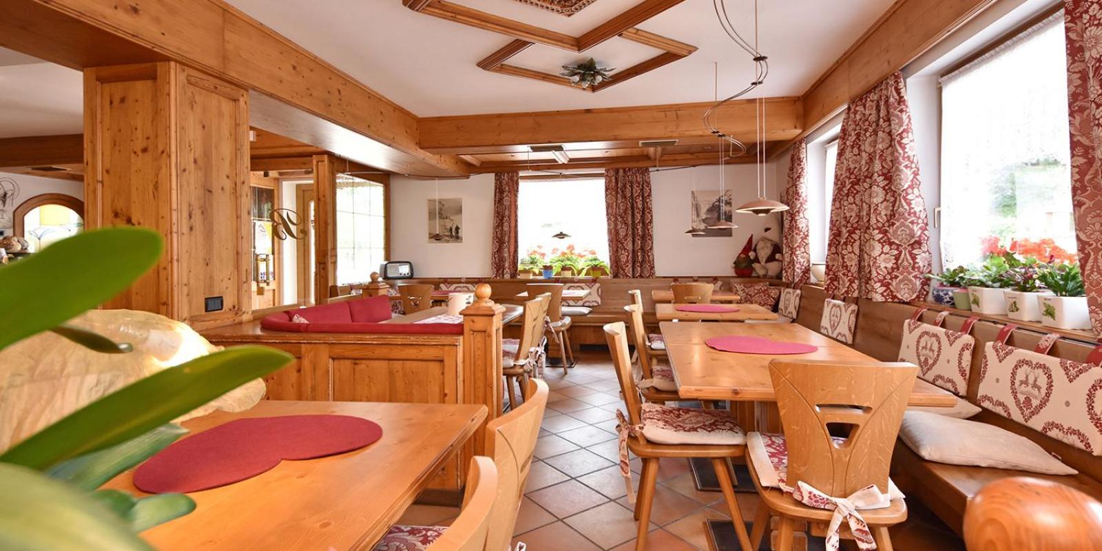 Hotel Malga Passerella Моэна Экстерьер фото