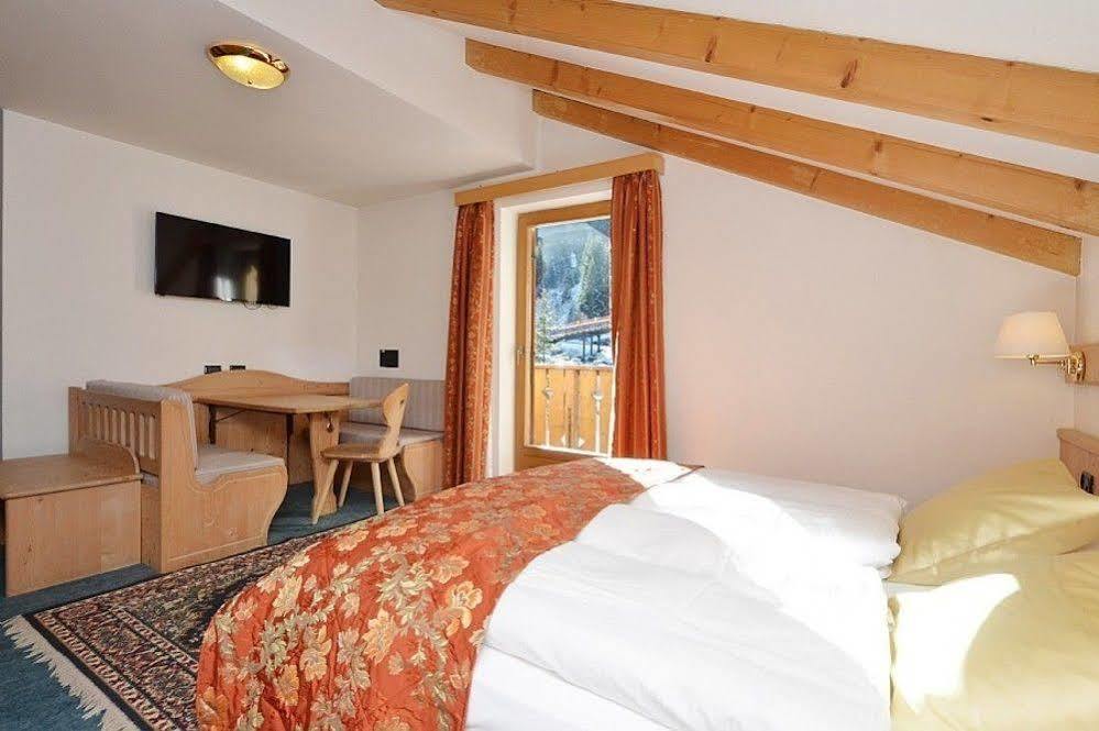 Hotel Malga Passerella Моэна Экстерьер фото