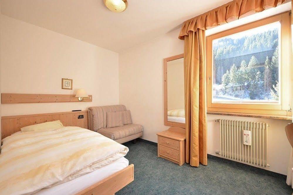 Hotel Malga Passerella Моэна Экстерьер фото